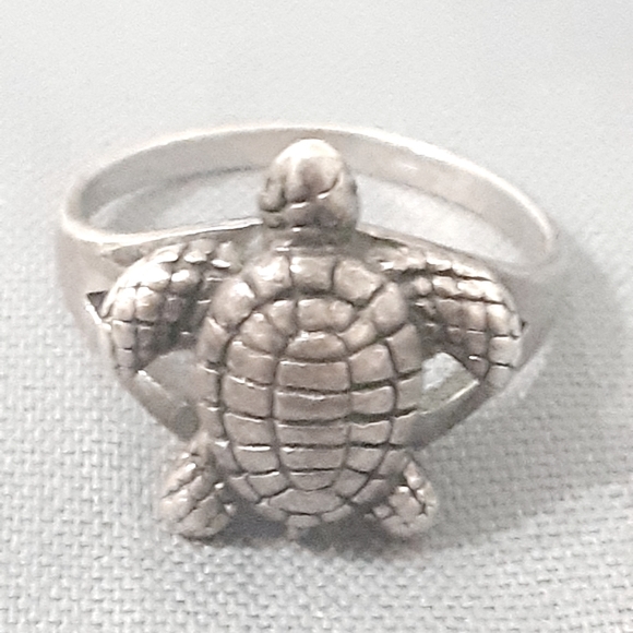 Sea Turtle Sterling Silver Ring - Picture 9 of 16